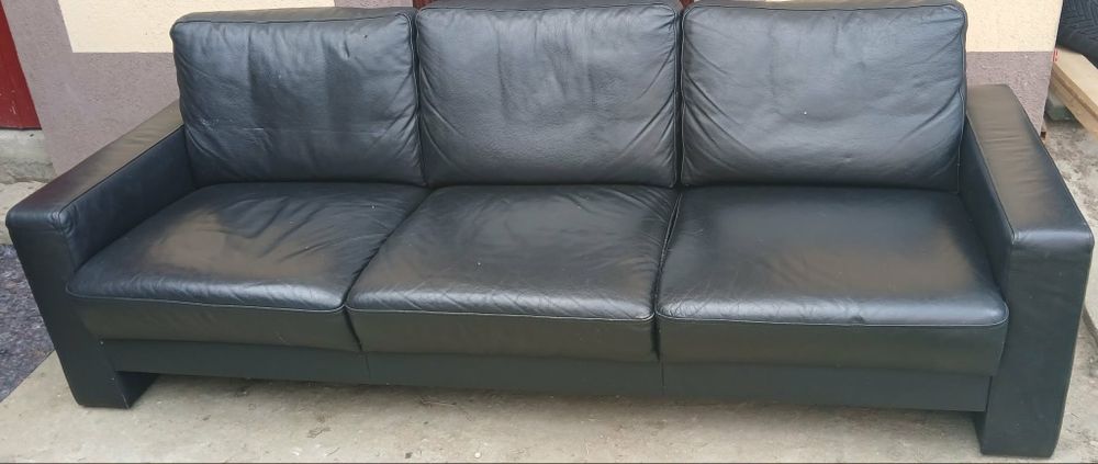 Canapea piele neagra