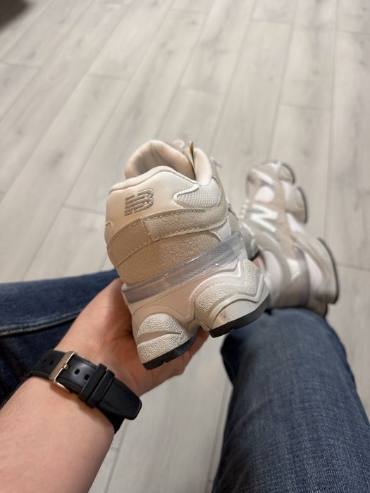 Adidasi Barbati New Balance 9060 Alb!
