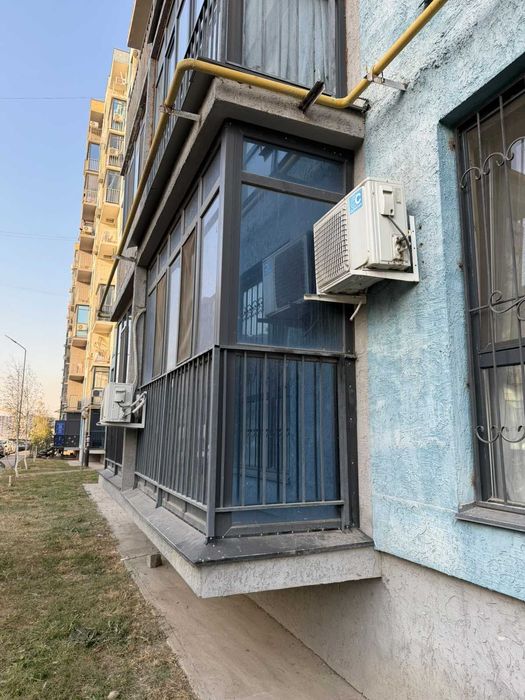 Витражное окно пластиковое 2,75*3,05м