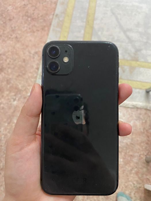 Айфон 11 64 гб ..