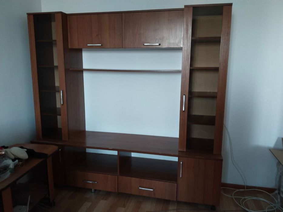 Продам б/у сирвант