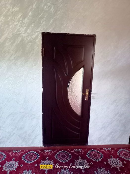 Mdf Eshiklar sotiladi holati yaxshi  4dona hamma narsasi bor narxi 2 5