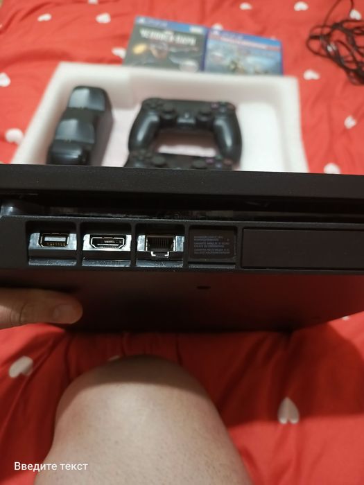 Приставка плестейшн 4 Слим