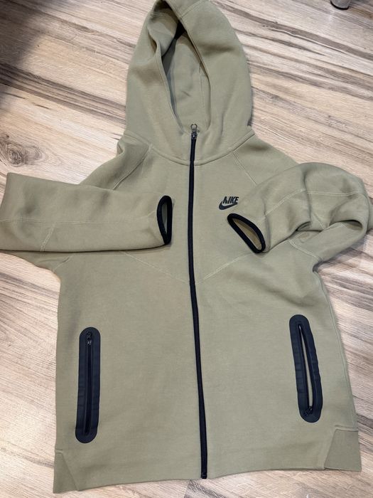 Чисто нова оригинална памучна горница Nike ! S