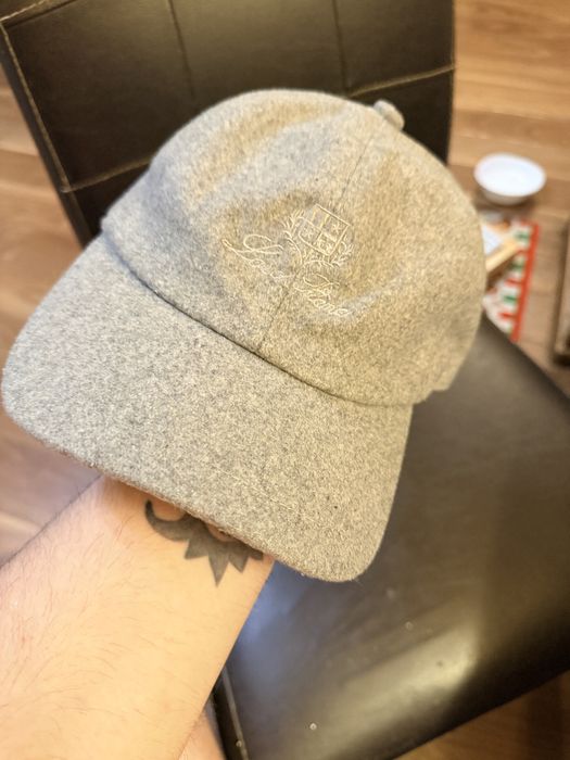 Sapca Casmir Loro Piana noua made in italia pret 300 lei