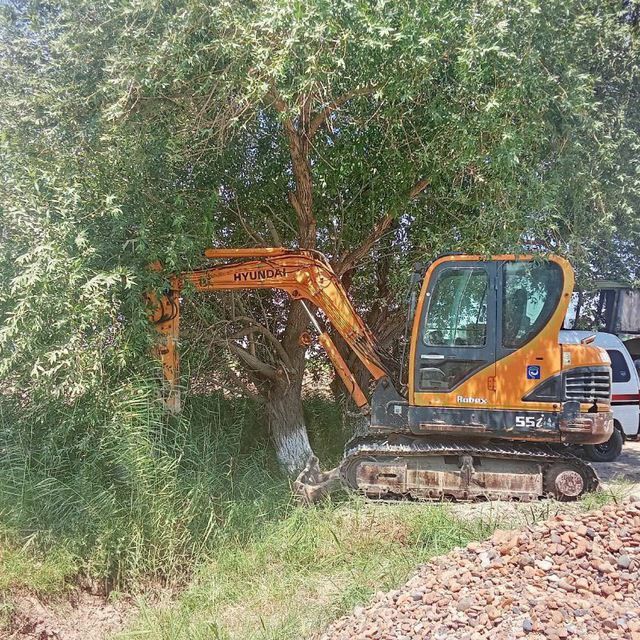 Hyundai 55 экскаватор сотилади..! Трактор комбайн погрузчик