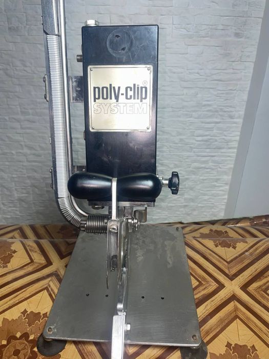 Клипсатор Poly-Clip SCD 700