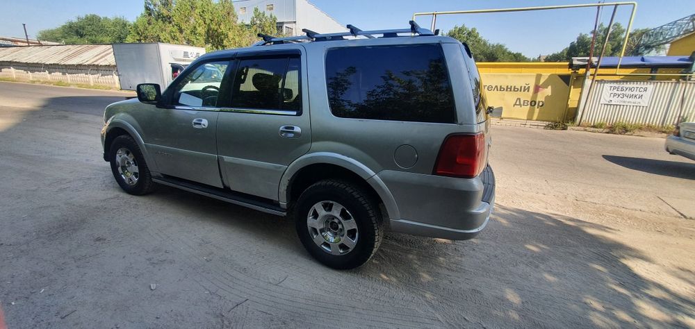 Lincoln navigator