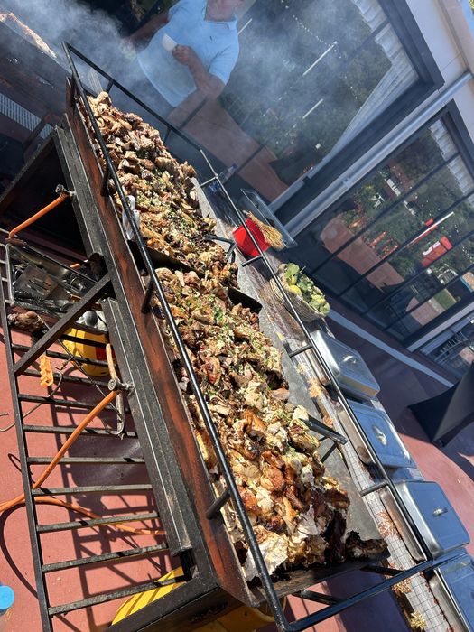 Vand plita scoici  , pește pe gaz