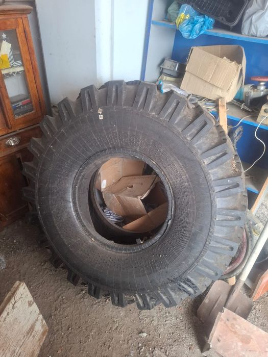 Дөнгелек сатылады срочно Продается шины срочно