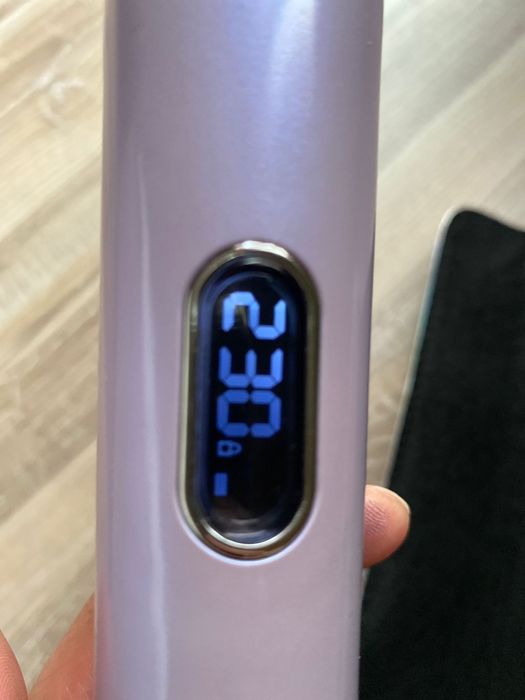 Vând Placa de indreptat si ondulat parul Remington Special Edition