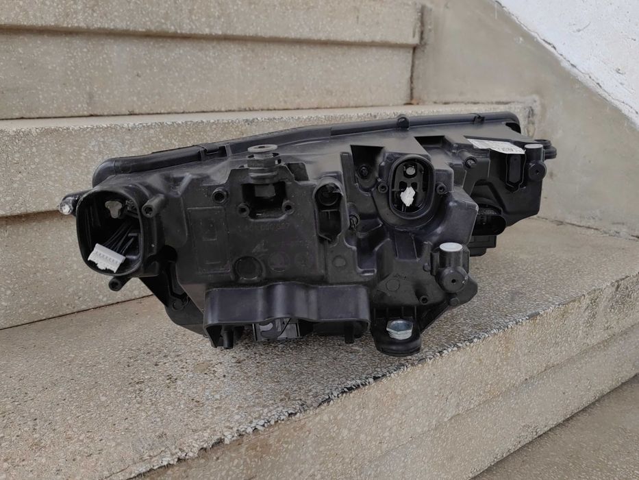 Фар Skoda Octavia 4 LED ляв / Фар Шкода Октавиа 4 Оригинален