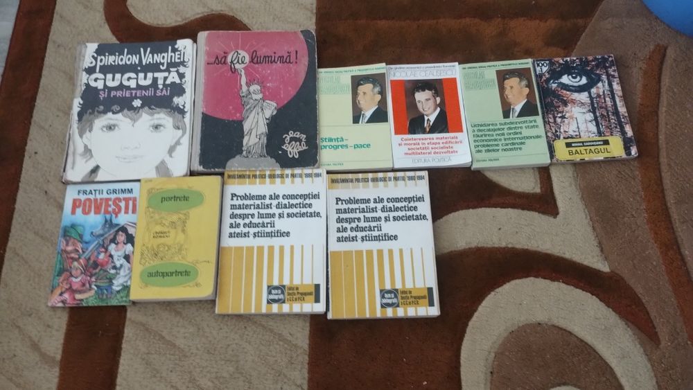 Carti vechi cu Nicolae Ceausescu