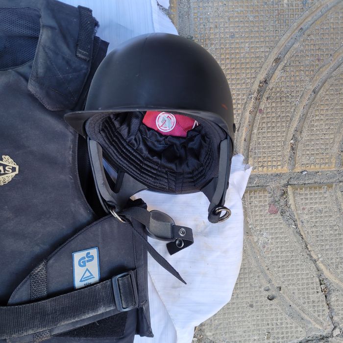 каски за конна езда