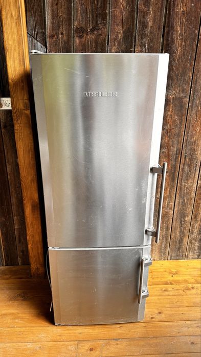 Frigider combinat Liebherr din inox – Defect / Pentru piese sau reparat