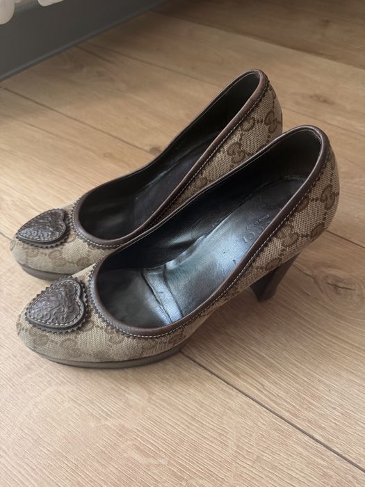 Продам туфли Gucci