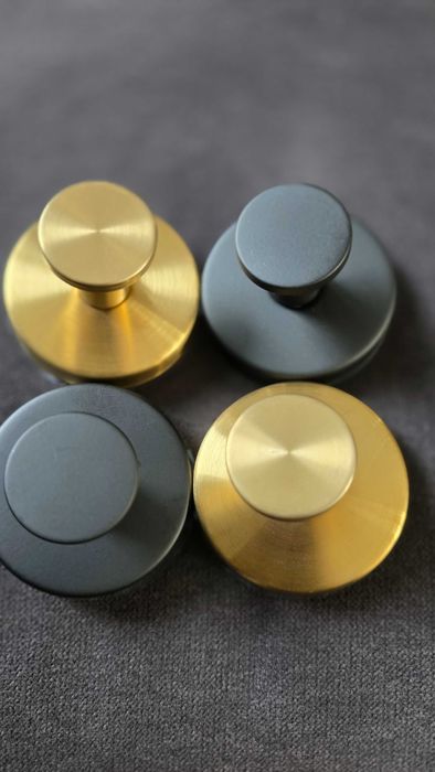 Cârlige inox pentru prosoape - noi