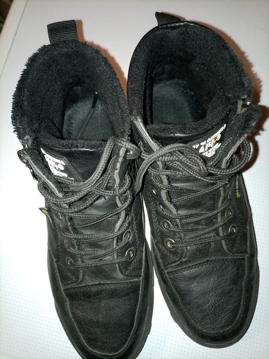 Продам мальчиковые демисезонные ботинки 38 размер