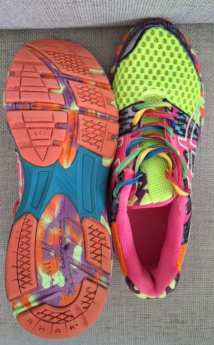 Asics  номер 39 стелка 25 см