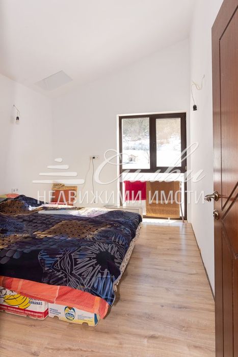 Продава се Къща в с. Лозево, Област Шумен - 252 кв.м за 547 €/кв.м - Снимка #10