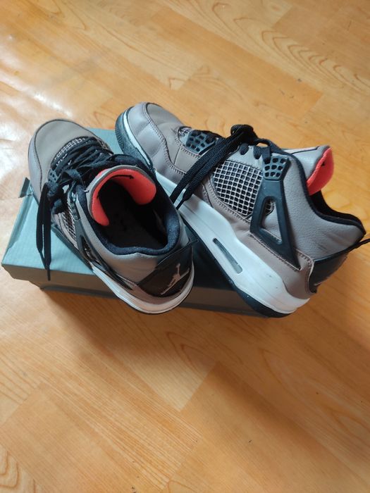 Кроссовки Nike  Air Jordan 4