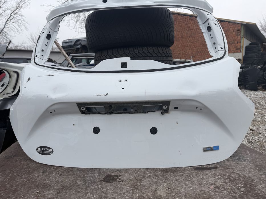 Капак Renault Zoe