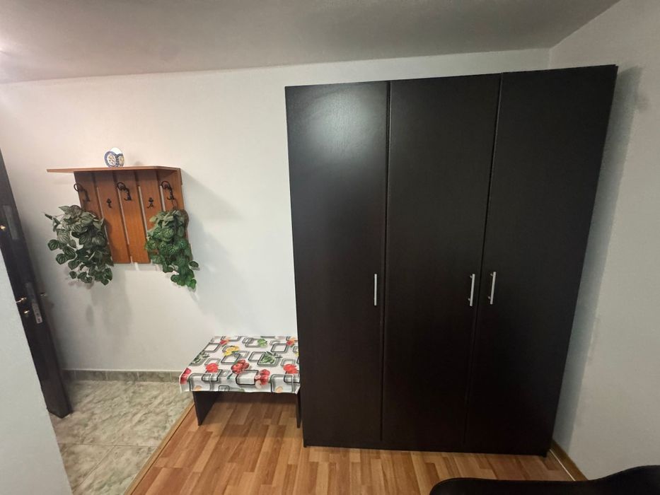 Garsoniera de inchiriat, zona Titan