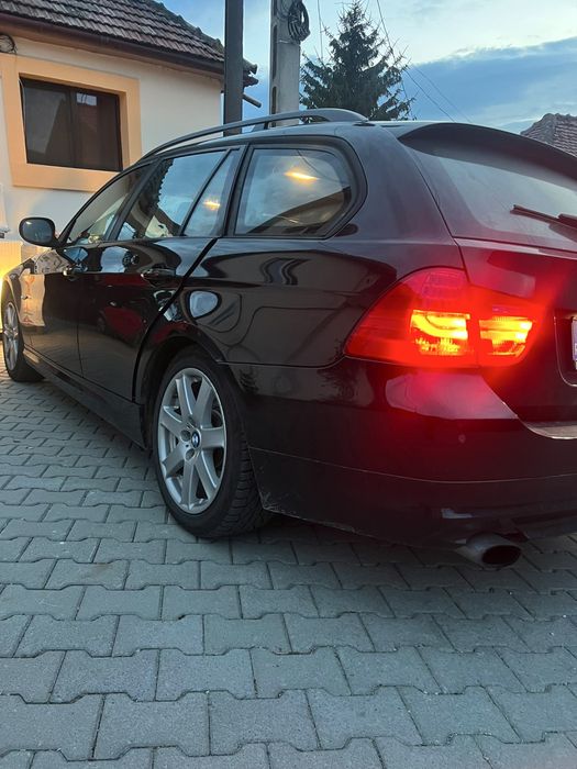 Vând BMW E91 - 2008 | 2.0 Diesel | 147 CP