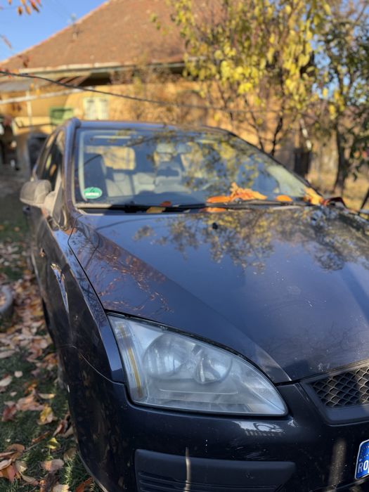 Dezmembrez FORD FOCUS 1.6 TDCi 109 cp 2006 - trimit cu curier