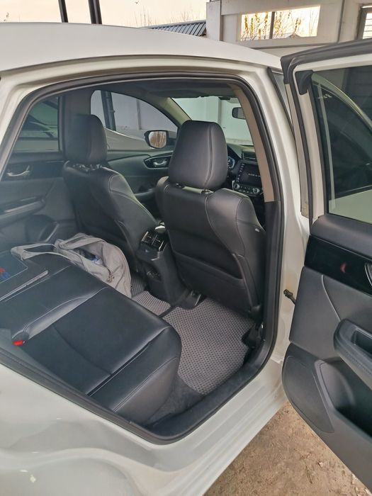 Honda krayder 1.0 turbo sotiladi