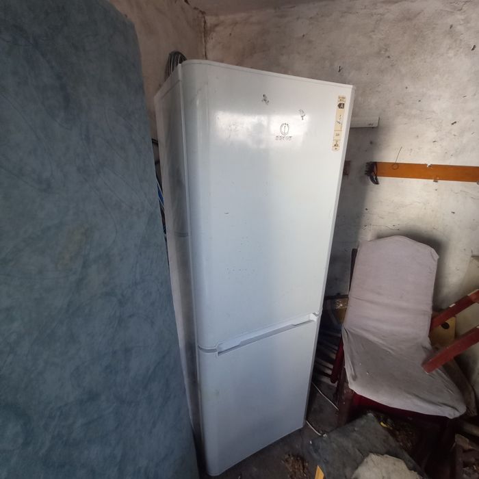 Буу холодильник индесит