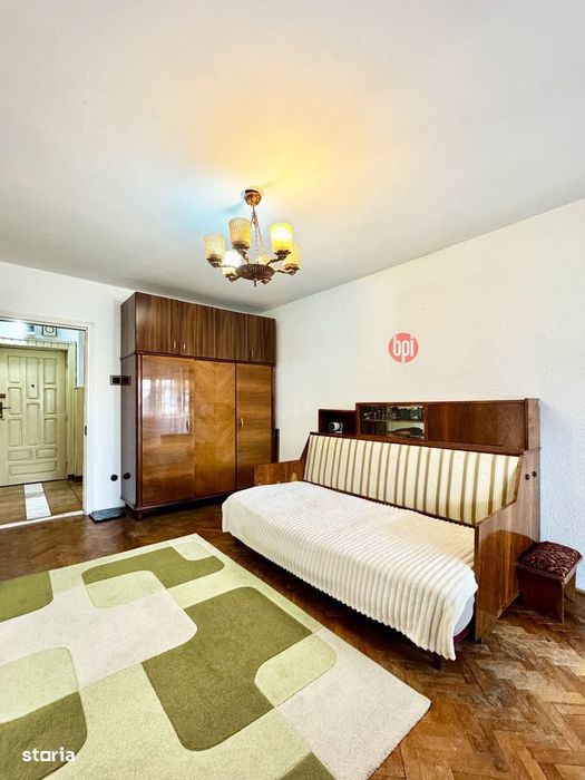 SE VINDE Apartament cu 2 camere de tip circular, in Falticeni, jud.SV — fotografia 3