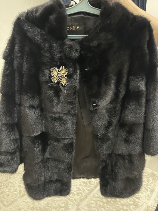 Продам норковые шубы