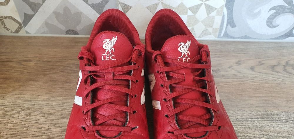 Обувки за футбол стоножки New balance furon Liverpool