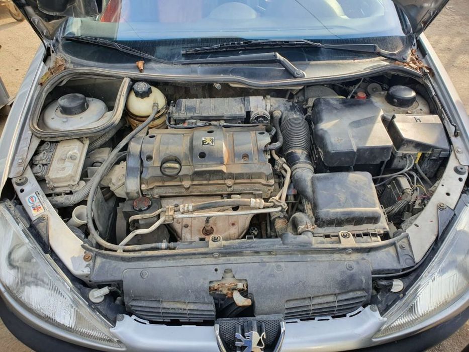 Dezmembrari  Peugeot 206  1998  > 0000 1.6 Benzina