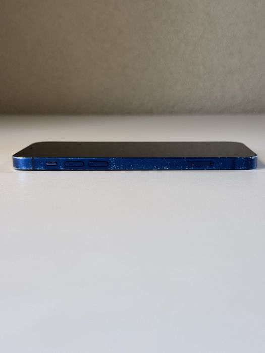 iPhone 12 64GB Син - 100% Батерия + Калъф + Протектор + Кутия