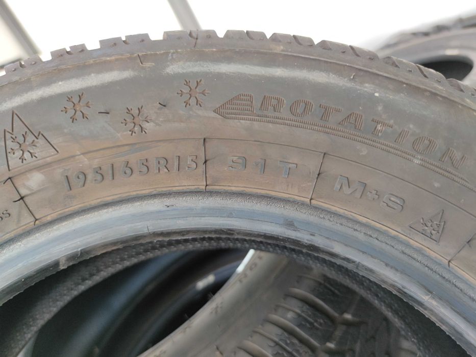 4бр Зимни гуми 195 65 15 - Dunlop