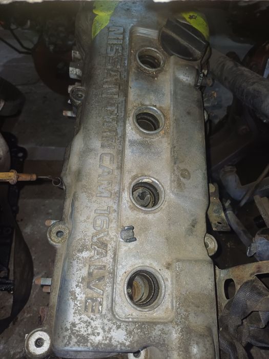 ниссан примера 1.6  максима3.0