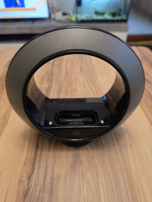 Тонколона JBL за Айфон