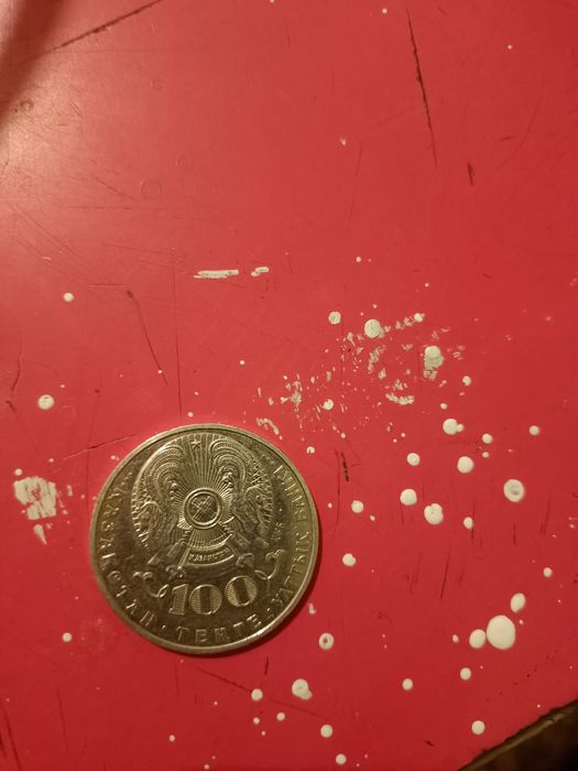 Продам монету номиналом 100тг