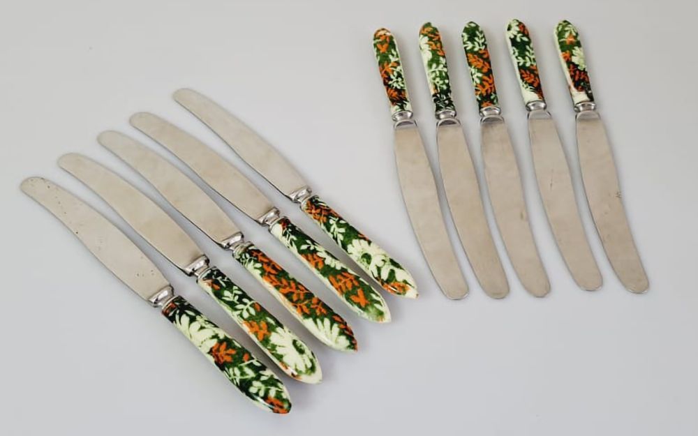 Столовые приборы