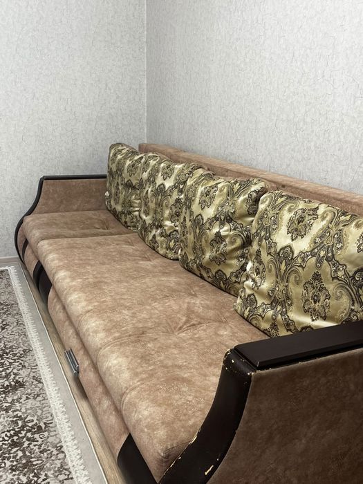 Продам диван 3 х метровый