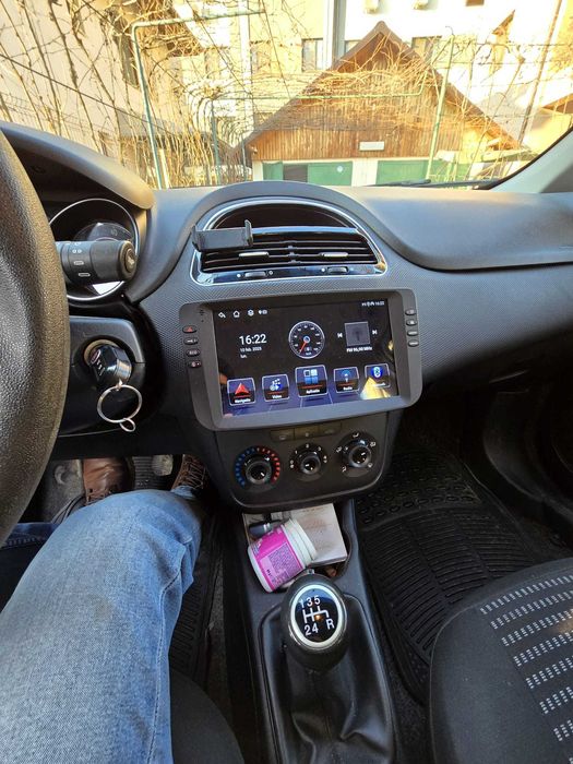 Navigatie Android Fiat Punto Linea WiFi Internet Waze YouTube