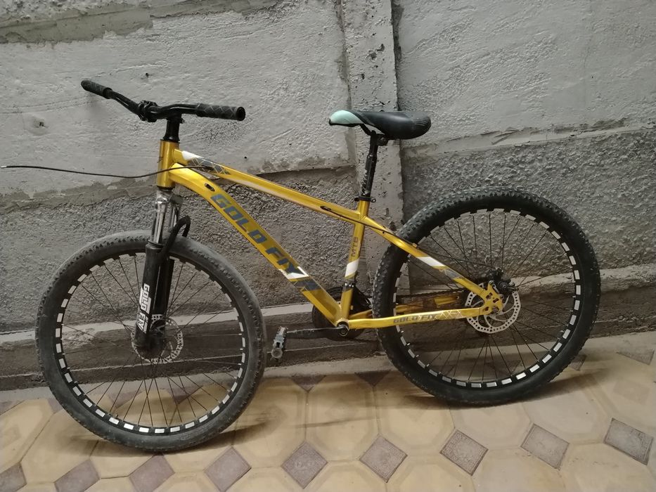 Велосипед золотой GOLD FLY