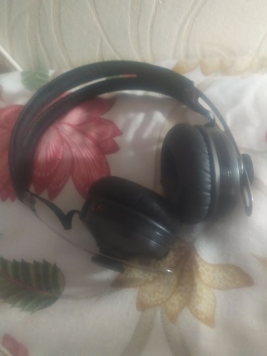 ZENNHEIZER студийные наушники оригинал