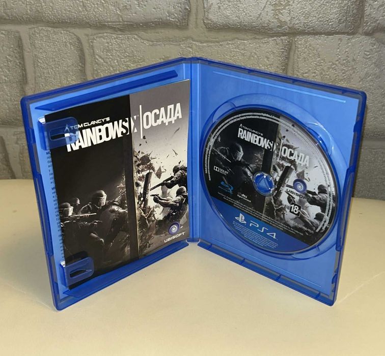 Продам диск Tom Clancy Rainbows Осада PS4