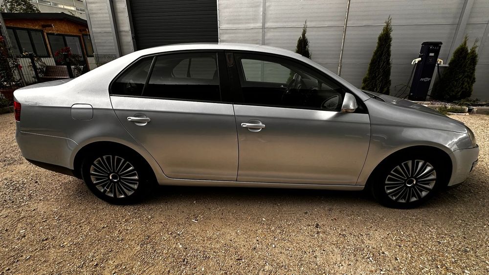 Volkswagen Jetta VW Jetta - 2010 -1.6 TDI