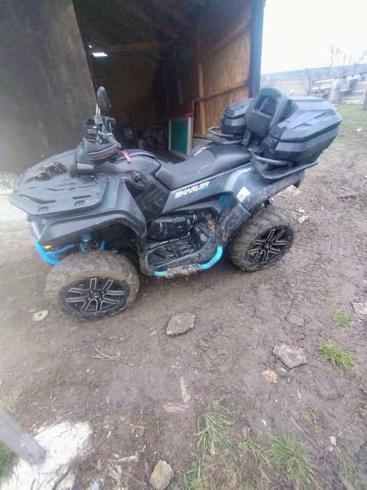 Se vinde atv  cu servo