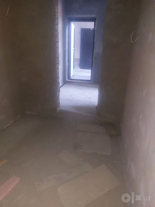 Qarshi shahar Yangi dom 1 xonali uy sotiladi