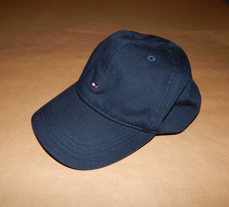 Sapca Tommy Hilfiger, stare foarte buna, masura L